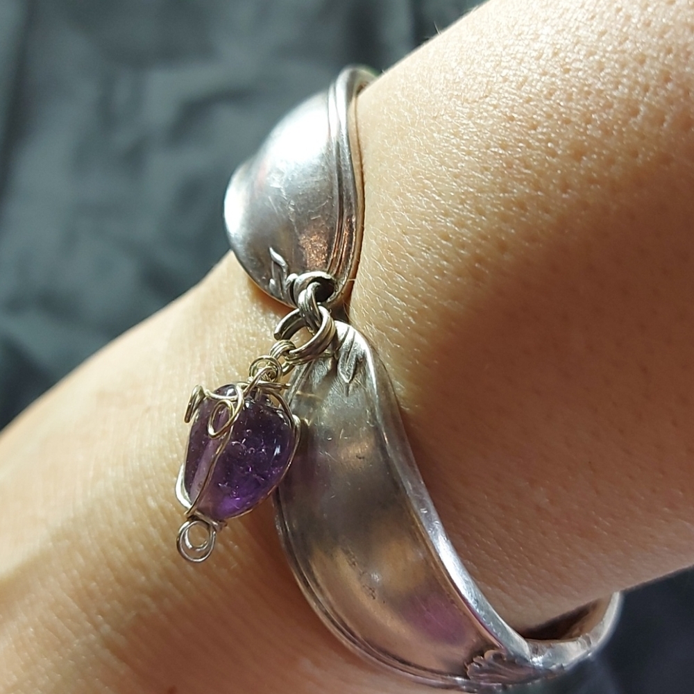 Vintage Artisan Bracelet made from Silver Flatwear - Picture 11 of 16